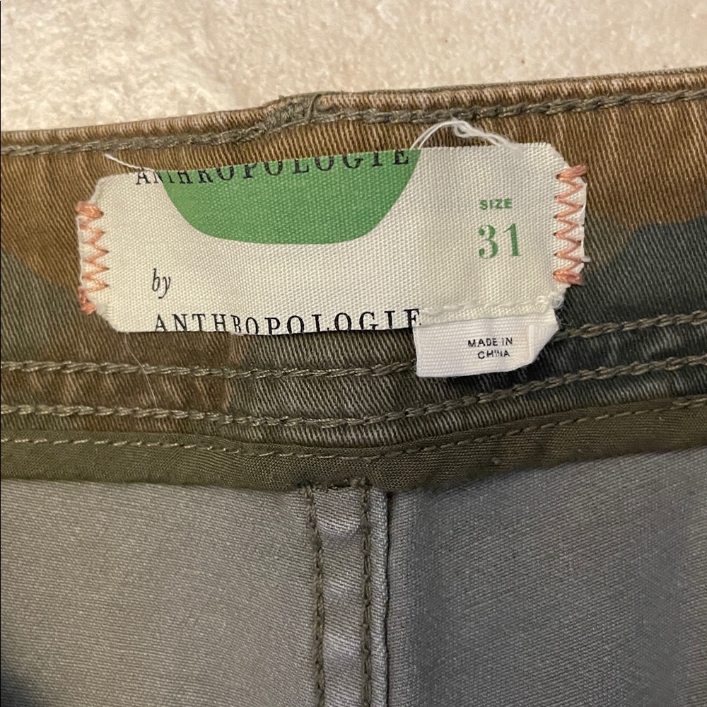 Anthropologie camo print straight leg pants size 31 - Picture 4 of 5